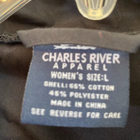 SOLD Howard Hanna Hooded Black Sleeveless Vest NWOT - Picture 5 of 9